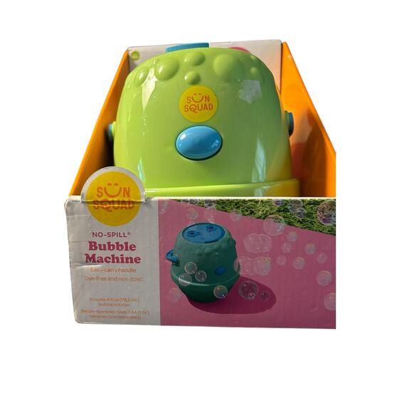 Sun Squad No-Spill Bubble Machine Blower Includes Bubble Solution Easy Fun Toy - Picture 2 of 4